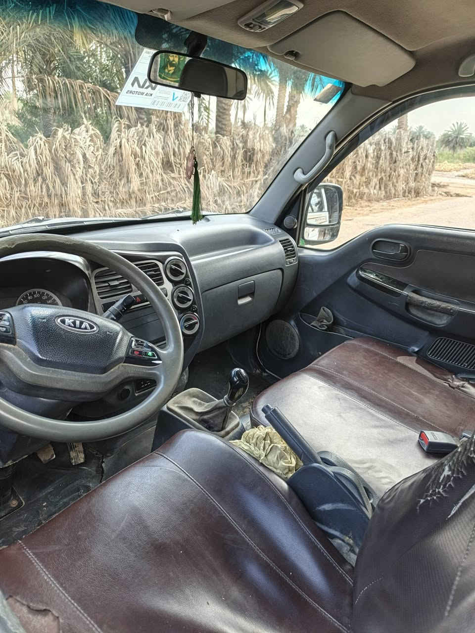 السلام عليكم كيا بنكو موديل ١٣ رقم واسط للبيع سياره نضيفه كير ومكينه وشاصي وحداديه مال جناي ماعدا بوش بلستيرن 
بسيط سنويه للا٢٠٢٩ 
***********
