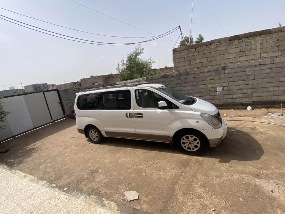 سلام عليكم
ستاركس موديل 12 للبيع 
مفتوح محور مسكر 
كير ومكينه مكفول دواخل 
بيه رصعات بل باب 
بيه خياس ب صندوق 
بيه رشات صبغ بدون ضربه 
السعر 140 وبيه مجال 
المكان بصره كرمه علي 
***********
