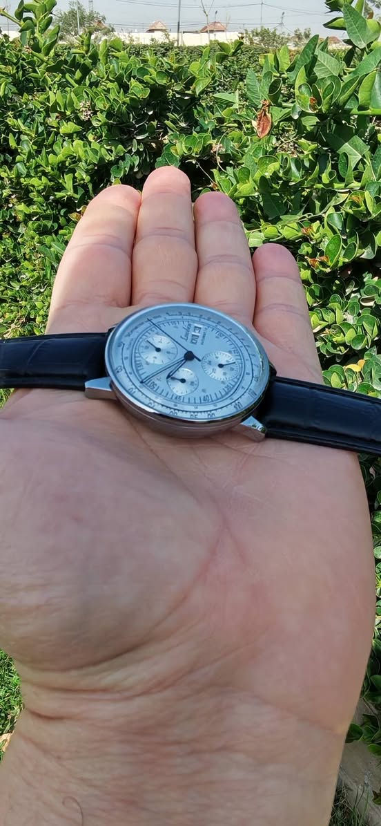 السلام عليكم 
رمضان كريم 

*  ساعه لوبين أوتوماتيك جديد غير مستخدم
* قطر 44
* موديل مميز 
* منفذ شهري يومي 
 * زجاج ضد الخدش 
* مقاوم للماء 30 متر 
* السعر 90 الف 
* متوفر توصيل


**إذا كنت صاحب هذا الإعلان وتريد حذفه لأي سبب، رجاءا أرسل رسالة إلى الدعم الفني**