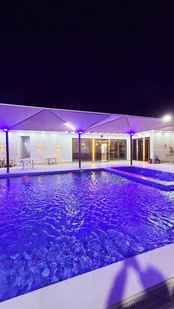 السلام عليكم..☆♤مزرعة vip رقم 185♤☆
العاب جميلة ومتنوعه
زحليكه مراجيح جلسات 
منضدة فيشه بليارد 
مسبحين للكبار والصغار حجم كبير 
غرف نوم وصاله مطبخ مؤثث بالكامل
حدائق باربيكيو جاهز مع تنور 
كراج وجلسات متعددة داخل المزرعة والحدائق 
للحجز واتساب ***********
كل المزارع موثقة شركة المصطفى لسياحة المسابح 
موثقة بتطبيق اجرلي
