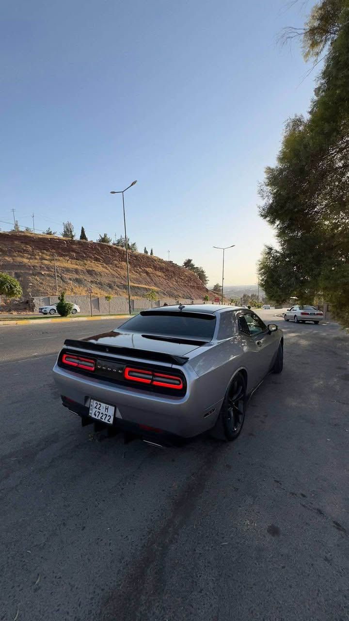 عربي 🖤
‏Dodge Challenger /2017 💥 🇺🇸
کیر اوتو مکینە V6  3.6 
سیارە کلش جديدة
دعامية SRT
و ويالة و تايرات جديدة 
وياله SRT جديدة 
مواصفات SXT
شاشة وسط
كشن جلد احمر ❤️
دفيوزر و لحية SRT 
حدادية صدر جديد 
تريد وكالة او تحويل حاضر 
مكينة و كير بشرط 
شرط فحص 
ماشیە ٧٠٠٠٠ الف
سعر ١٤٥ ورق و مجال 
مكاني اربيل / كوىسنجاق
***********
***********

 کوردی 
‏Dodge Challenger /2017 💥 🇺🇸
توماتیک ٣.٦ بێ دەسکاری ستوک
مواسفات 
شاشە وصط
کوشین جلد ناو سۆر 
دفیوزر و لحیە SRT
تاخم پێشی و بشتی نوێیە 
تایەو ویلی نوێی SRT بۆ بەستراوە 
سەیارەکە زۆر خاوێن و نوێیە بێ تەقەو رەقەیە 
گلۆپی ئێرباگ و دەشبول پێ نیە 
٧٧٠٠٠ رۆشتوە 
سعر ١٤٥ وەرەقە و مەجال 
شوێن هەولێر
***********
*********** كويسينجاك, أربيل
