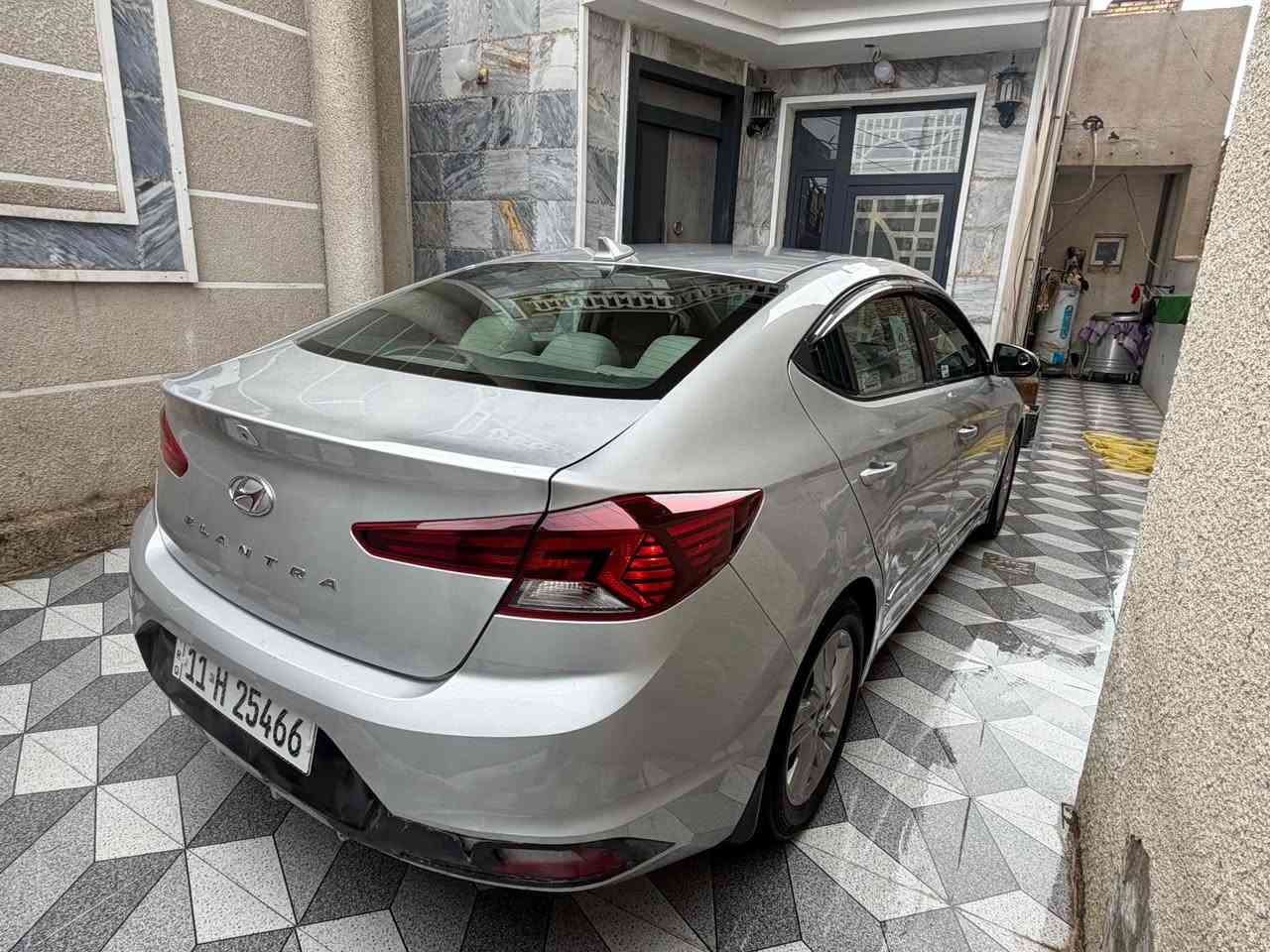 النترا 2019 أمريكي 
كير AT
ماشية 118 حقيقي
رقم بغداد بسمي سنوية وهزة ورقم جديد 
ضرر أمريكي جملغ امامي اليمنة 
بل عراق صبغ اثر شخوط شرط مو ضررالله شاهد 
سونار داخل المنشور شرط احلى من الصور
العنوان ديالى بعقوبة ***********
السعر 115 بيهة مجال بصيط بعقوبة, ديالى
