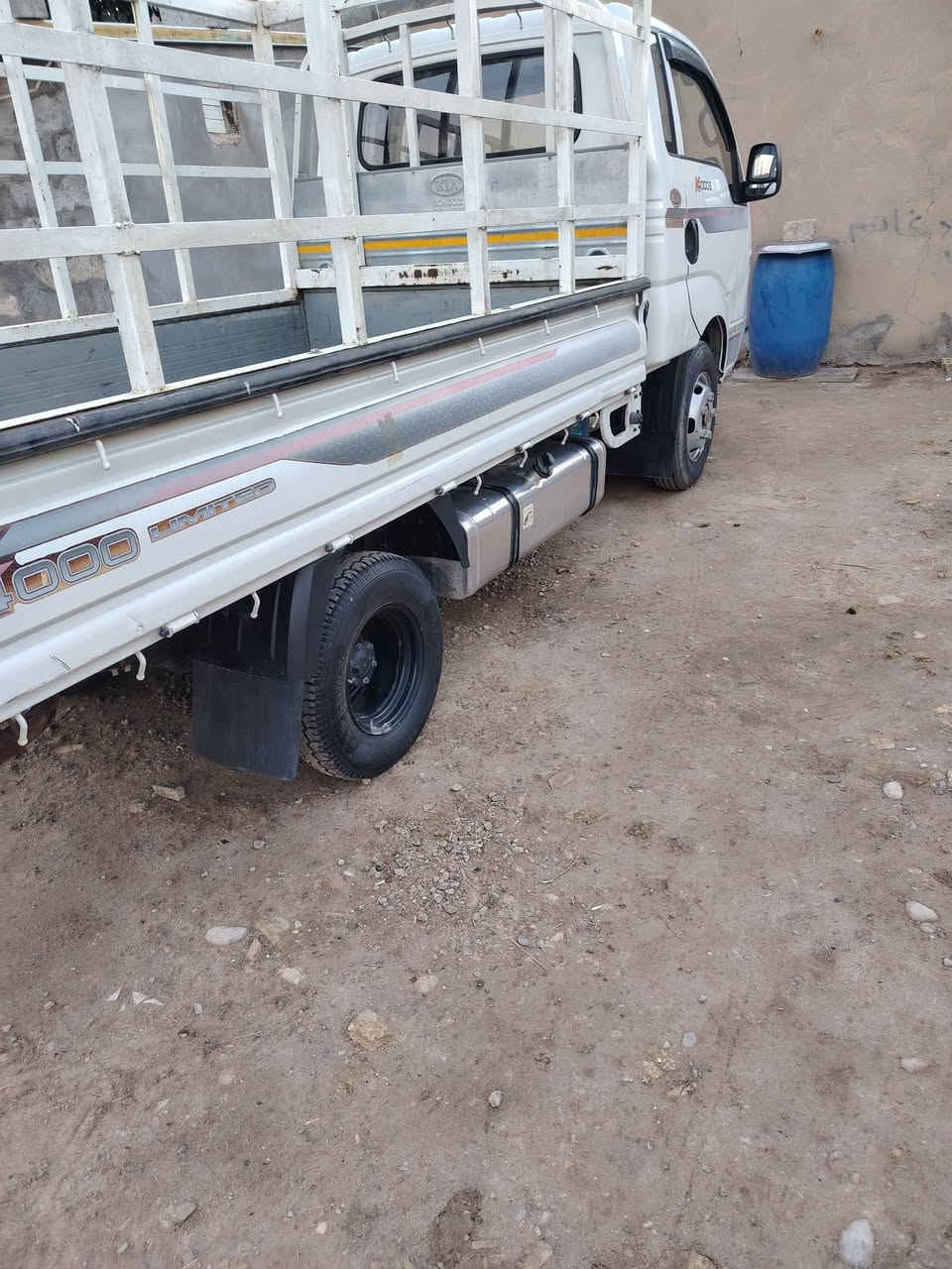 السلام عليكم
مرخصت  صاحب الادمن
كيا فحل
موديل 2021/محدث 2025
مشروع وطني
السعر 167
الصور الطخه  مرفقه  بل  منشور (الطخه بدون تصليح
هزه جديده 
ورقم انكليزي
***********
***********
