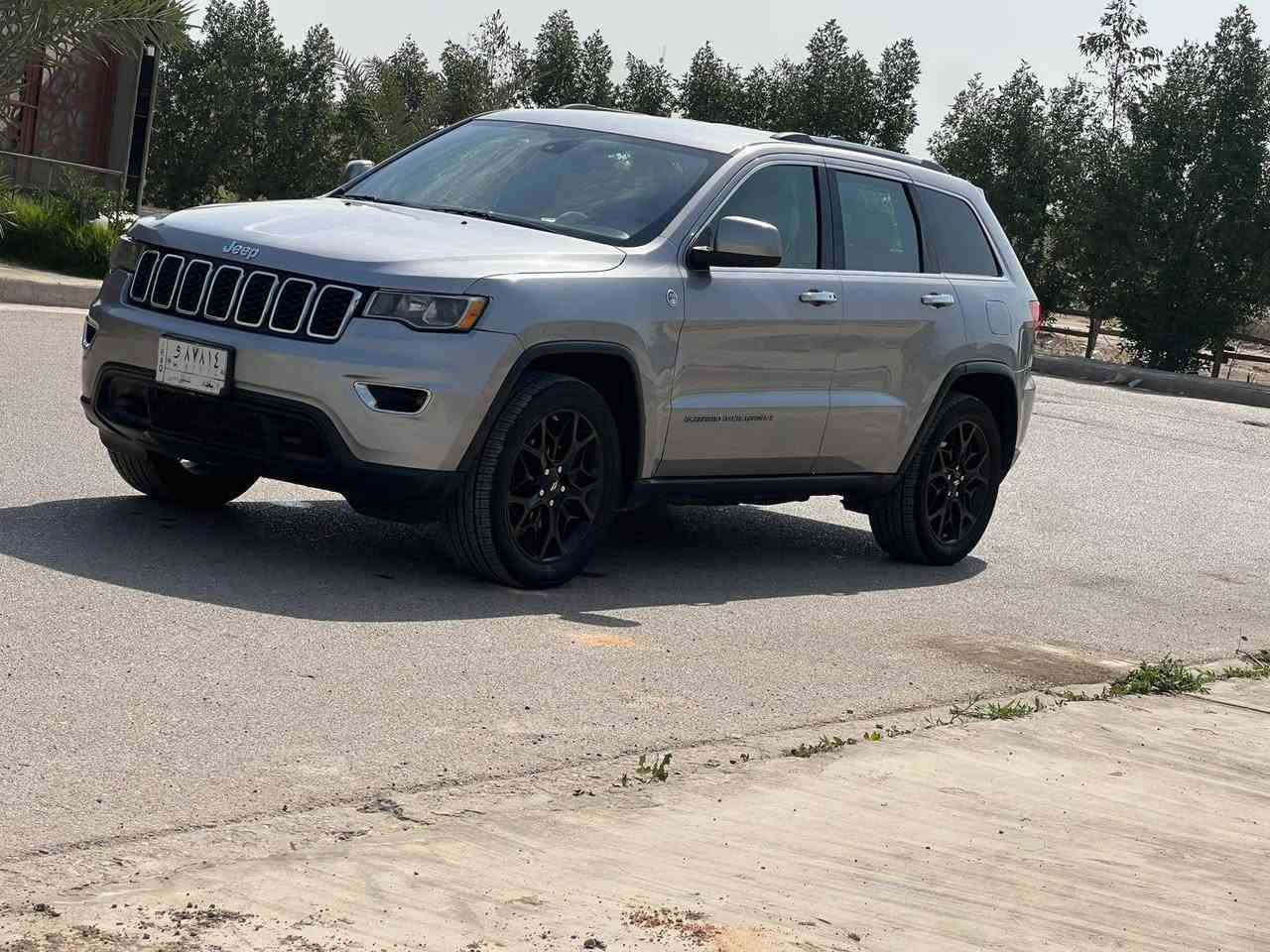 السلام عليكم
جيب 2017 وارد امريكي حادثها جاملغ خلفي وقبق صندوك بدون دواخل بدون ايرباك وهنا ب العراق بيها ركن البنيد صبغ محرك 6 سلندر لمتد فول عدا الفتحه سياره جاهزه
العنوان بغداد السيديه
السعر 170
للاستفسار ***********
