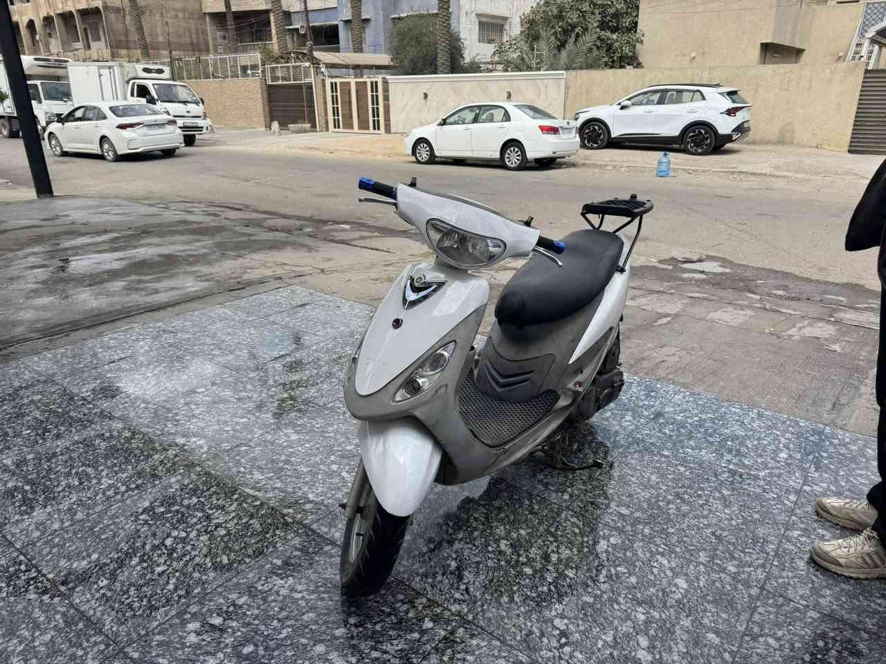 السلام عليكم دراجه ماكس منغولي رمبه جديده كلش دراجة مكينه بلاد ممفتوح برغي مكينه هاون تخبل دراجه نضيفة كلش تجيب فيتر وتفحص وترابك وين متريد فقط كفرات تجاريات فقط غير الكفرات دراجه ترجع وكفله من الفتح والسرقه 
السعر 800 وبيهة مجال
المكان بغداد المشتل 
*********** 
الدراجه مزوده من الخارج صالنصة رياضي
