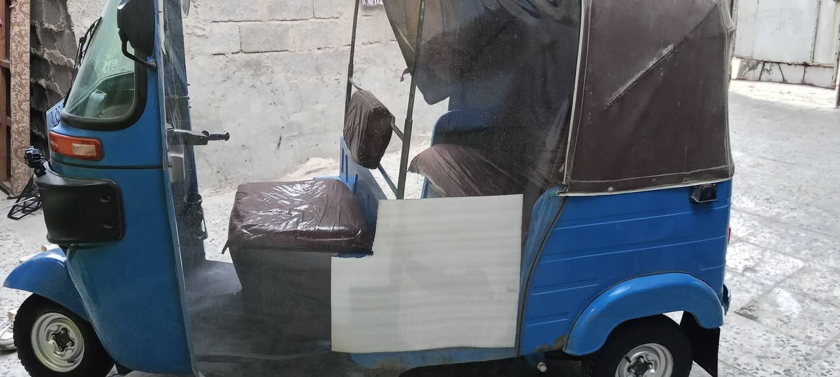 سلام عليكم تكتك مديل 20 شهر 12 ما بيه اي ضربه بس دوسات شي قليل رقم وسنونه بغداد بسمي تحويل ثاني يوم سعر 5500بيه مجال شي  قليل***********
