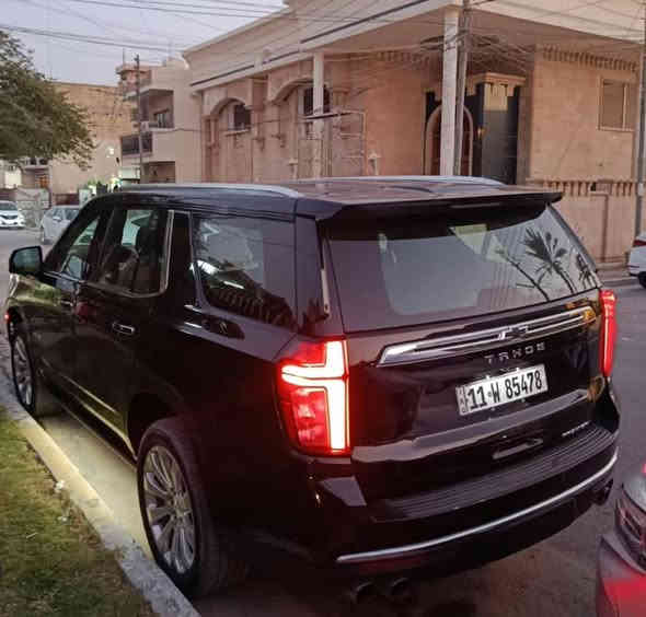 السلام عليكم 
تاهو ٢٠٢٢ بريميرا خليجي كفالة . 
فول ١/١ جكات دشبول الكتروني .
بانوراما مقاعد جلد اصلي .
جميع المقاعد امامي خلفي كهرباء .
مقاعد تدفئة تبريد .
ستيرن تدفئة تبريد حساسات أمامي خلفي .
كشن السائق هزاز شاشة العدادات دجيتل .
كاميرات ٣٦٠ درجة .
رادارات أمامية و خلفية و جانبية .
نقاط عمياء تشغيل عن بعد .
مانع تصادم تلقائي .
ثلاثة شاشات .
صندوق كهرباء.
خمس بصمات شاحن لاسلكي .
دوسات كهربائية .
جكات .
ثلاجة .
علامة شوفرليت اسود مضيئة .
وباقي مواصفات البريميرا المعروفة .
بارد على كد ثلاثة اصابع في الجاملغ الخلفي .
السعر 530 .
للاستفسار ***********
