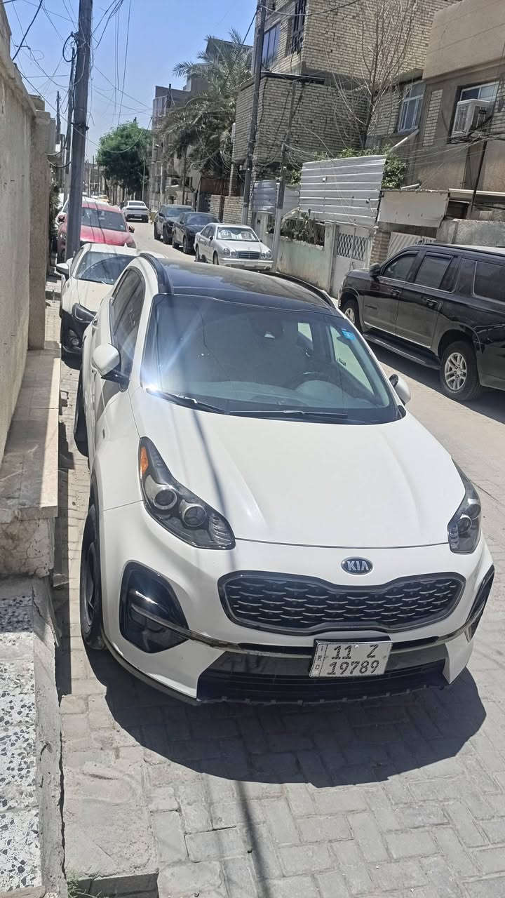 السلام عليكم سبورتج موديل 22 امريكي باب وجاملغ بدون دواخل سياره جاهزه الاستفسارات ***********

