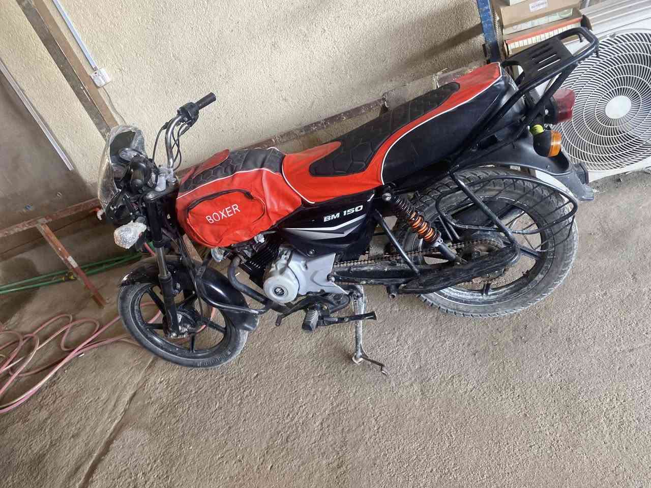 بوكسر اوراق موديل 21للبيع مكاني بصرة سعر مليون و200 وبيها مجال مامشتغله دلفري ستخدام شخصي الاوراق بسمي 

***********
