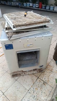 مبرده للبيع مستخدم شي قليل  السعر 100 للتواصل 07708903869