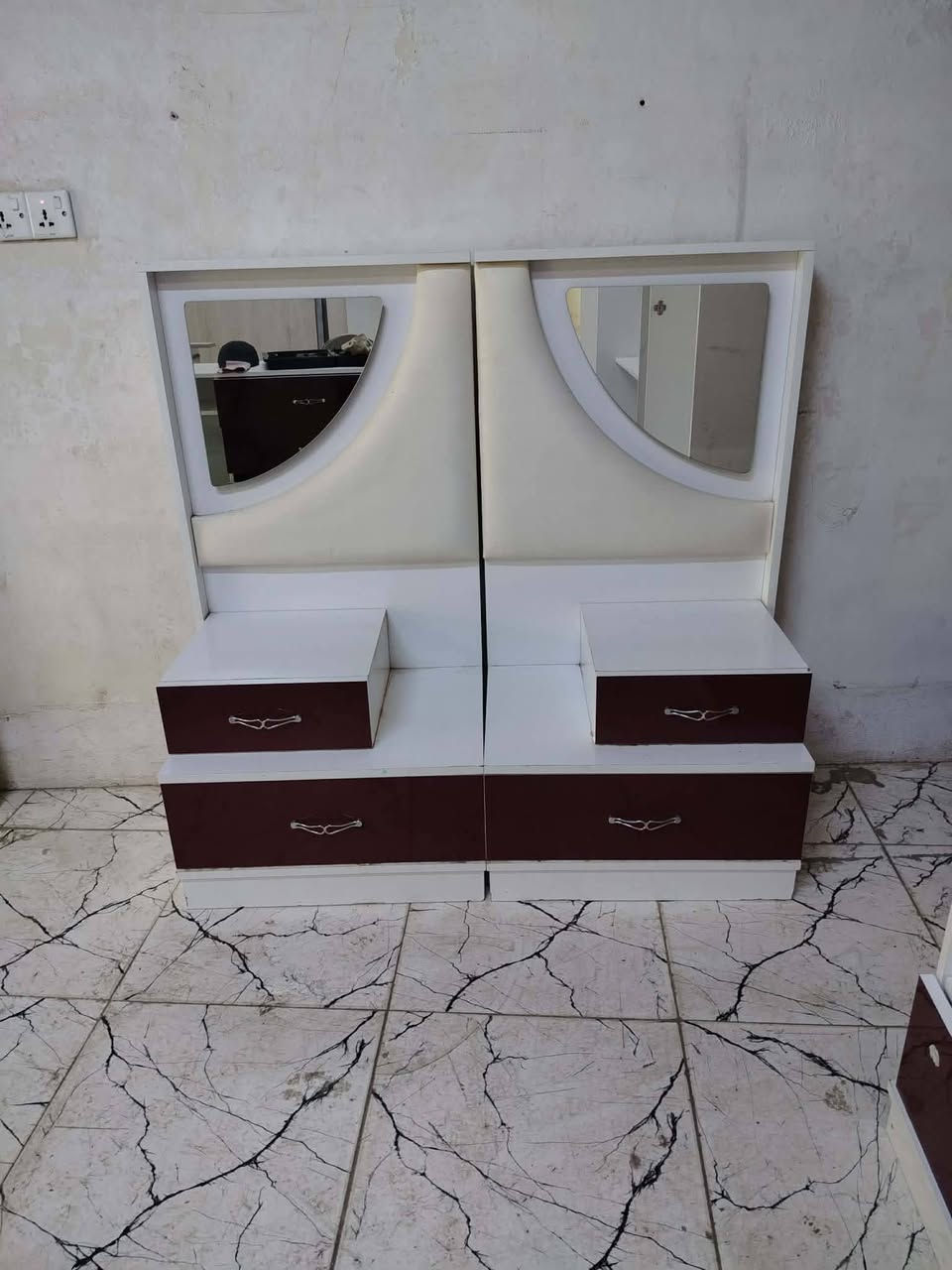 غرفه نوم نظيف كلش 550 شراي تعال خاص


**إذا كنت صاحب هذا الإعلان وتريد حذفه لأي سبب، رجاءا أرسل رسالة إلى الدعم الفني**