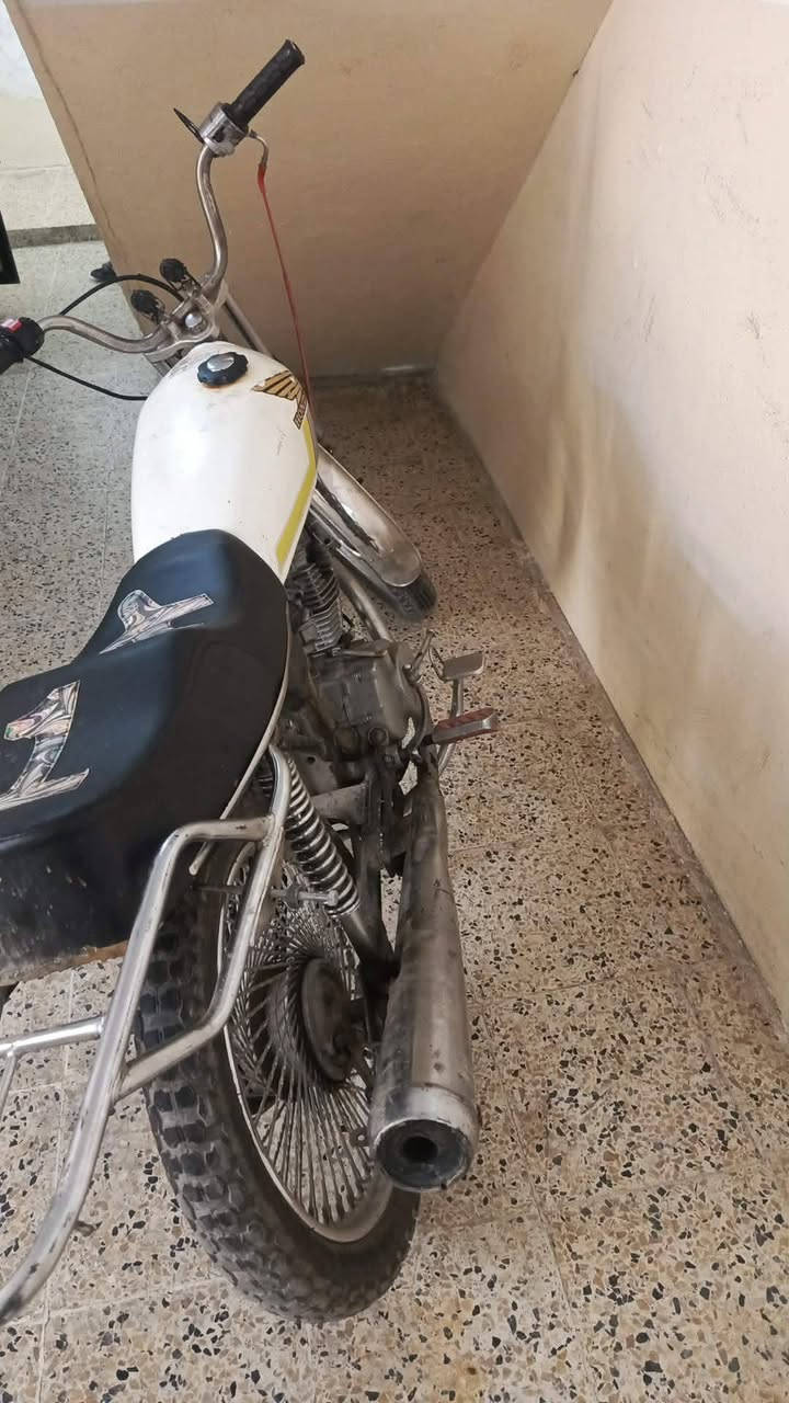 سلام عليكم دراجه بارت نضافه كدام العين 240بيها مجال مو شراي لاتعبني مكاني باب شمس كراج شمال


**إذا كنت صاحب هذا الإعلان وتريد حذفه لأي سبب، رجاءا أرسل رسالة إلى الدعم الفني**