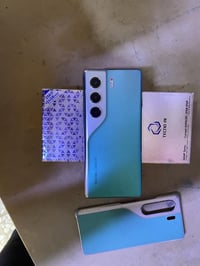 تكنو كامون 40 برو • رام 24 • شاشة مفطورة