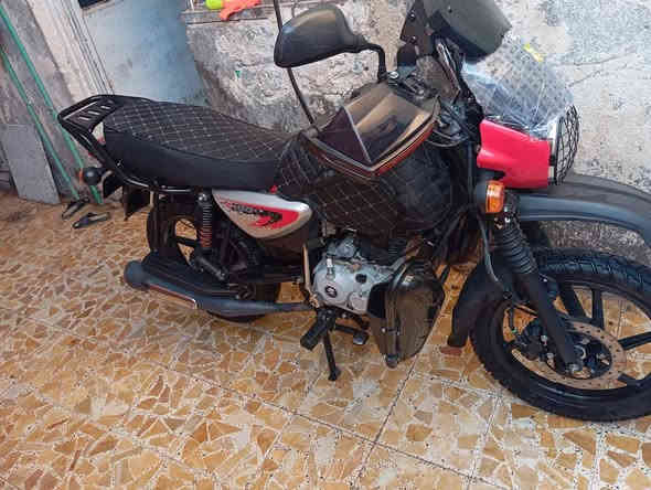 سلام عليكم دراجه هنديه بوكسر جبلي مكفوله كفاله عامه من اي شي زيرو ماشيه 6كيلوات موديل 2023 نزلت بنهايه 2024 اوراق اصولي
السعر 2750وبيها مجال الشراي 
رقم*********** ميسان
