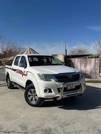 هايلوكس • ٢٠١٣ • ٢٠٠٠٠٠ كم