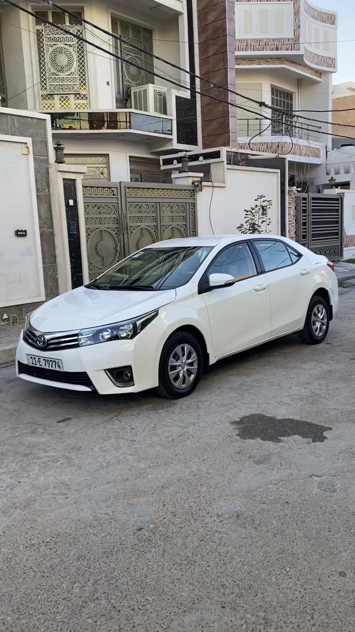 تحية طيبة الى جميع اخواني الاعظاء المحترمين افتح الفيديو علمود تعرف التفاصيل للبيع كورلا موديل 2015 خليجي رقم بغداد انكليزي سنويه جديده هزه جديده تخم تاير جديد صدر امامي خلفي جديد السياره جاهزه من كلشي برغي مابيها نقص بيها رش قطعتين بدون اي داخل بدون معجون السعر 129 مكاني الانبار فلوجه للاستفسار 
***********
***********
