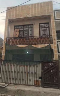 وبركاته موجود بيت للبيع المساحه ٤٠ متر العنوان حي الجهاد ب ٢٠٠٠ السعر ...