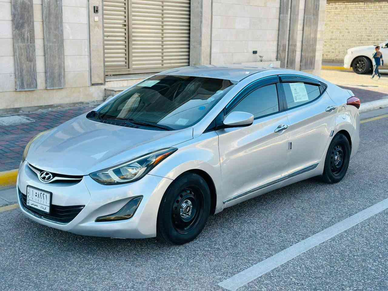 سلام عليكم ورحمة للبيع النتره مديل 2016 وارد امريكي بيه صبغ بنيد فقط والباقي مكفوله مكينه 1800 دوش وكير مكفولات حداديه تخم تاير تبريد ثلج موصفات تحكم ستيرن شاشه كامره حساسات شاير مري مثبت سرعه منضومه مال زنون سياره جديده وجاهزه من كلشي السعر 105 وقابل التفاوض *********** مكان سياره كربلاء مكلف بلنشر
