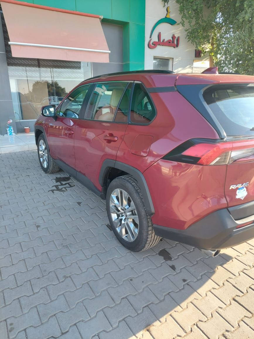 السلام عليكم راف فور 2019 وارد امريكي مواصفات XLE فول فتحه حادث السياره بسيط قبق جنطه صبغ وشوي من الجاملغ الخلفي صبغ بجم كبس كير مكينه كفاله ماشيه 120 الف كيلو مكانهه بغداد
واتساب ‭***********‬
اتصال ‬‭‭ ***********‬
‬
