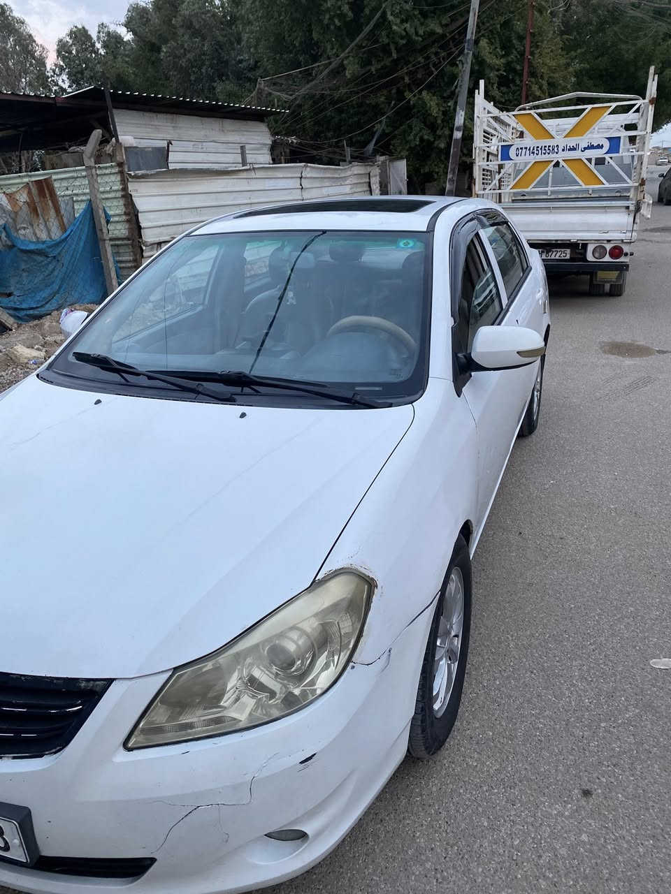 سلام عليكم سياره البيع موديل 2016بسمي سياره بيه خربطه بيه رشات صبغ سعر 57وبيه مجال مكاني بغداد الزعفرانيه *********** مستعجل عله بيعته
