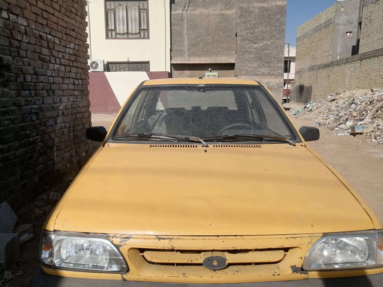 السلام عليكم سايبه 2010 رقم بغداد راعيها ما اندله السياره حلوه وخير من الله العنوان بغداد سنويه عظم عاج محرك جديد شواصه جديده ماكو ضربه السعر 12 ورقه *********** ***********
