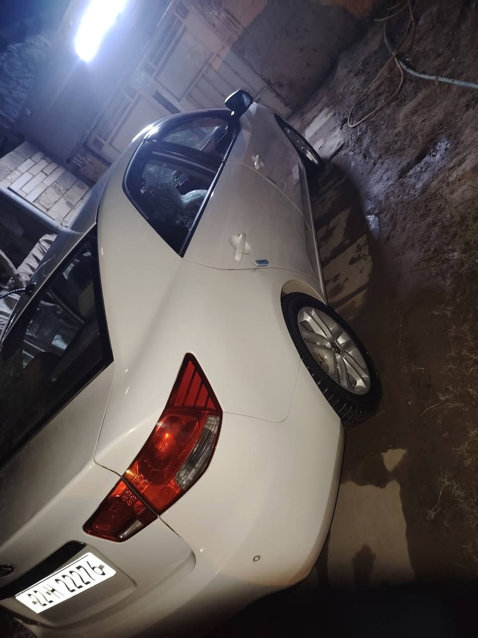 السلام عليكم ورحمة الله 
سيراتو 12  مكاني نجف رقم أربيل تريد وكاله تريد تحويل مالكها الأصلي بالنجف يمي موجود
سياره كفاله عامه ماعدا بيها شبر أثر حرق بيها بارد شي بسيط كلش  (جويه) بالبنيد سياره نظيفه مامتعوبه دواخلها بالجيس كلها بلاد حساسات خلفيه اربعه مري شفط اشاير بالمري 
لاتبديل ولا صبغ ولا اي شي ثاني السعر 110 بيها مجال كلش قليل حك الجيه ***********  تريد تتصل تريد واتس اب

رجاء اخوي الي مو شراي لايتصل
