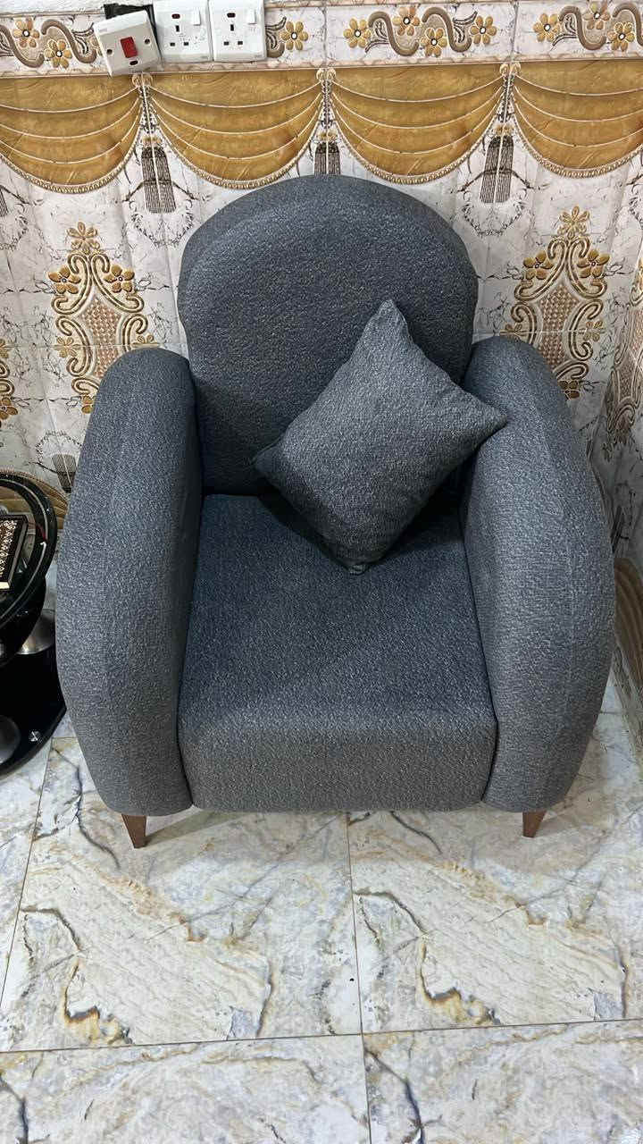 السلام عليكم
تخم حطاطه مودرن شغل درجه اولى ما عجبني الون واريد أبيعه بعده بنايلون ما مفتوح للاتصال والتواصل خاص او واتساب 

***********

كاطون الرحمه قرب جامع الأقصى
