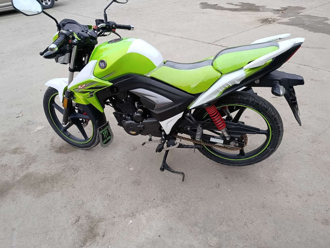 السلام عليكم دراجه هاوجي موديل 21 رقم انكيلزي
بعد على وضع الشركه      السعر 15وبي مجال للاستفسار على الرقم ***********
