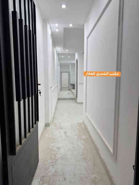 للبيع دار بناء حديث 2025 فول درجة اولى

📍الموقع زيونة 716 موقع سكني هادئ 

✅ المساحة——150م

✅الواجهة——5م

✅النزال——30م
———  ———  ———
يحتوي على⬇️
🔹طرمة +مدخلين
🔹صالة كبيرة +هول 
🔹مطبخ حار+بارد
🔹٤ غرف نوم سويت 
🔹صحيات + منور
🔹شلال داخلي
—————————#أعرض_عقارك_في_مكتب_مجاز_رسمياً 

للأستفسار ⬇️
#مكتب_الشمري_للخدمات_العقارية
📱 *********** حسين الشمري
📱 ***********  ابو حسين الشمري

🏡 عنوان المكتب(زيونة 716-مدخل الجدار سنتر القديم او حلى بغداد - مقابل مدرسة الزوراء)

#للاعلان_عن_عقاراتكم_من_بيع_شراء_ايجار

فقط ارسل التفاصيل والصور خاص او واتساب ع الارقام اعلاه

   
              #بيع_شراء_ايجار_مشاريع_استثمارات📍

#استثماربناء_تعقيب_ترميم_تثمين_دورسكنيه_عمارات_محال_تجاريه_استثمار_اراضي_بغداد_زيونه_الغدير
