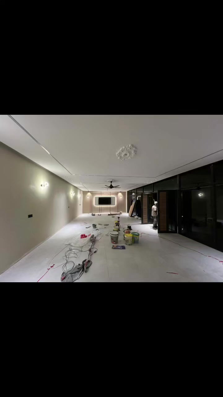 كل ماهو جديد تجدونه في محلات الطائي الاصباغ والديكور العنوان ديالى بلدروز مجاور مدرسه الفتره 
اعمال استاذ المعدل 
كرار الهواسي *********** 
@أبرز المعجبين
