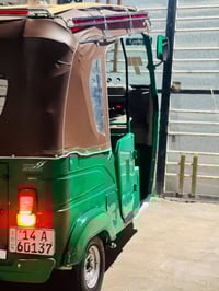 تكتك 22 شهر 11رقم وسنويه مكينه بس ولفات وبيه ضربه يم البك لايت سعر 8 4...