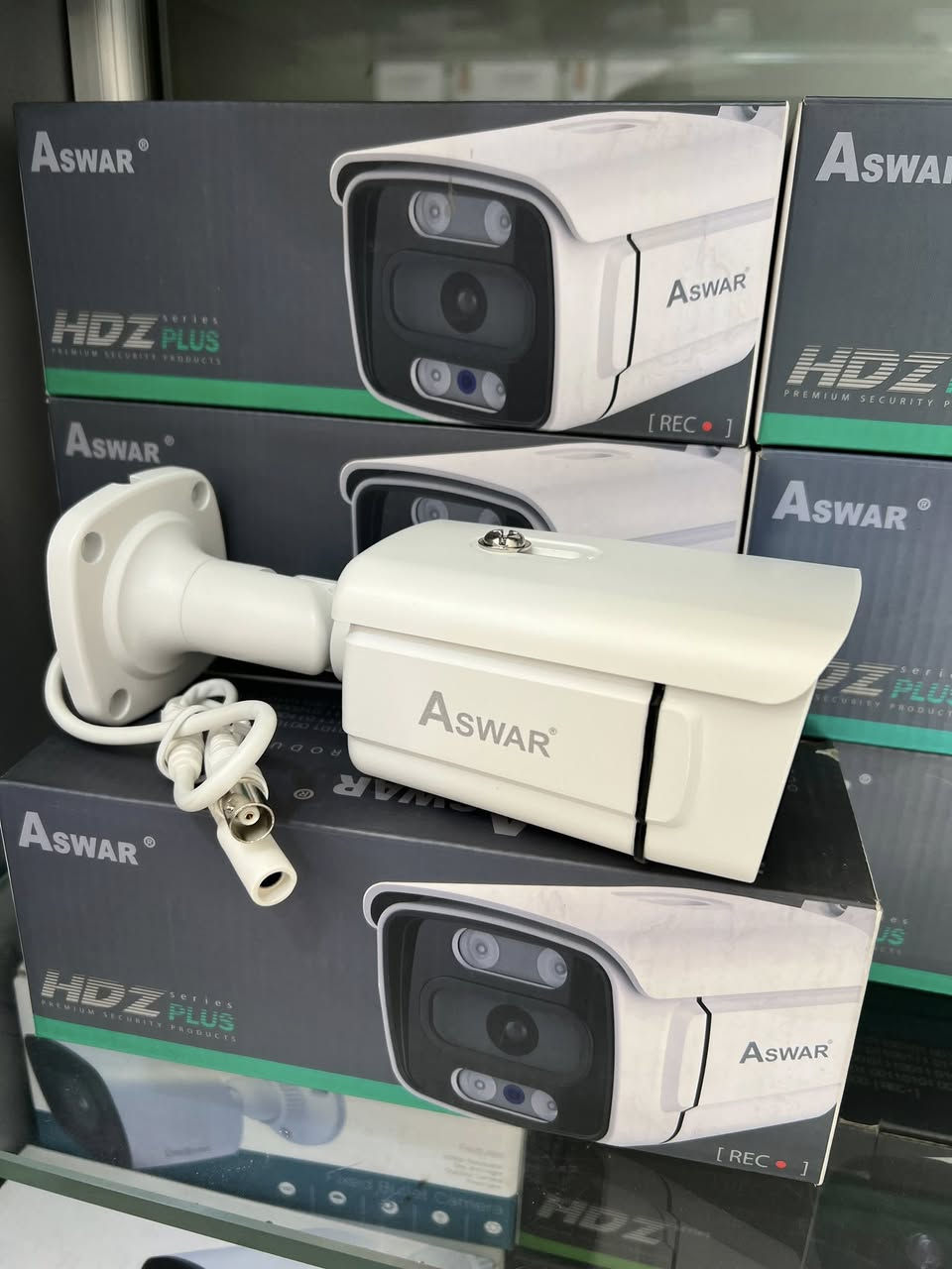 السلام عليكم كاميرات اسوار دقه 8mp 
تجي حديد اربع فلاشات كامرا اصليه 
باقي عندي 8قطع سعر الوحده ٦٠ الف توصيل موجود


**إذا كنت صاحب هذا الإعلان وتريد حذفه لأي سبب، رجاءا أرسل رسالة إلى الدعم الفني**