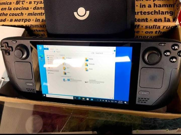 سلام عليكم جهاز ستيم دك نضيف كلش ذاكرة ٥١٢ ويا رام اصلي ٥١٢ وحافضة ودرع وكارتونة وجنطة بطارية ٩٨ نضيف نضام وندوز ١١ وبي العاب بغداد الجهاد ماكو توصيل ***********
