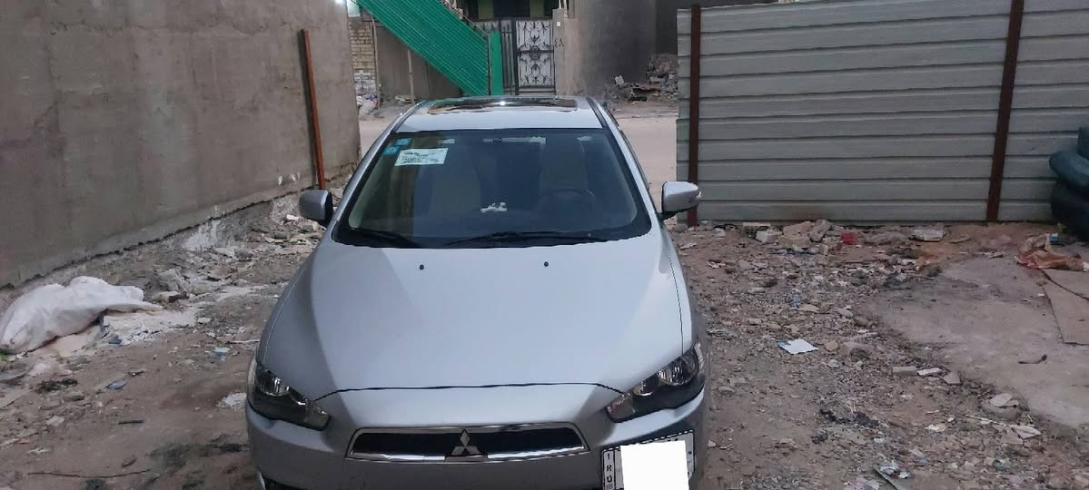 السلام عليكم اخوان لانسر قرش مكفولة ماعدة بارد قبق جنطة كد شبر ولباقي كفالة ماشية ٥٦السعر ١١٥ بية مجال السيارة حلوة تجي وشوف بسمي رقم جديد بغداد ***********
