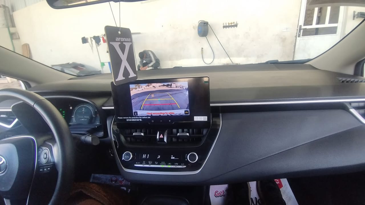 السلام عليكم
كورلا هايبر ماشيه 7000 
مكفوله موديل 25
***********
