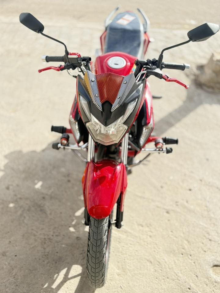 هاوجي دي اف
موديل 23 
نظيف فول
مرقم وكامل
مكان رمادي
***********
