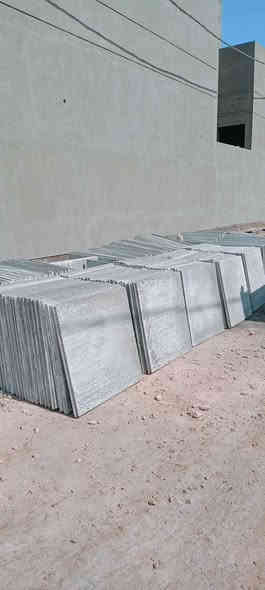 السلام عليكم 
يتوفر شتايكر سطح وارضي 80*80
تجهيز كافة الدور والمجمعات السكنيه
مواد مختبر قالب جديد3ونص و4 سانتيم
عنوان الحي الصناعي الديوانيه 
للاتصال والحجز *********** ديوانية
