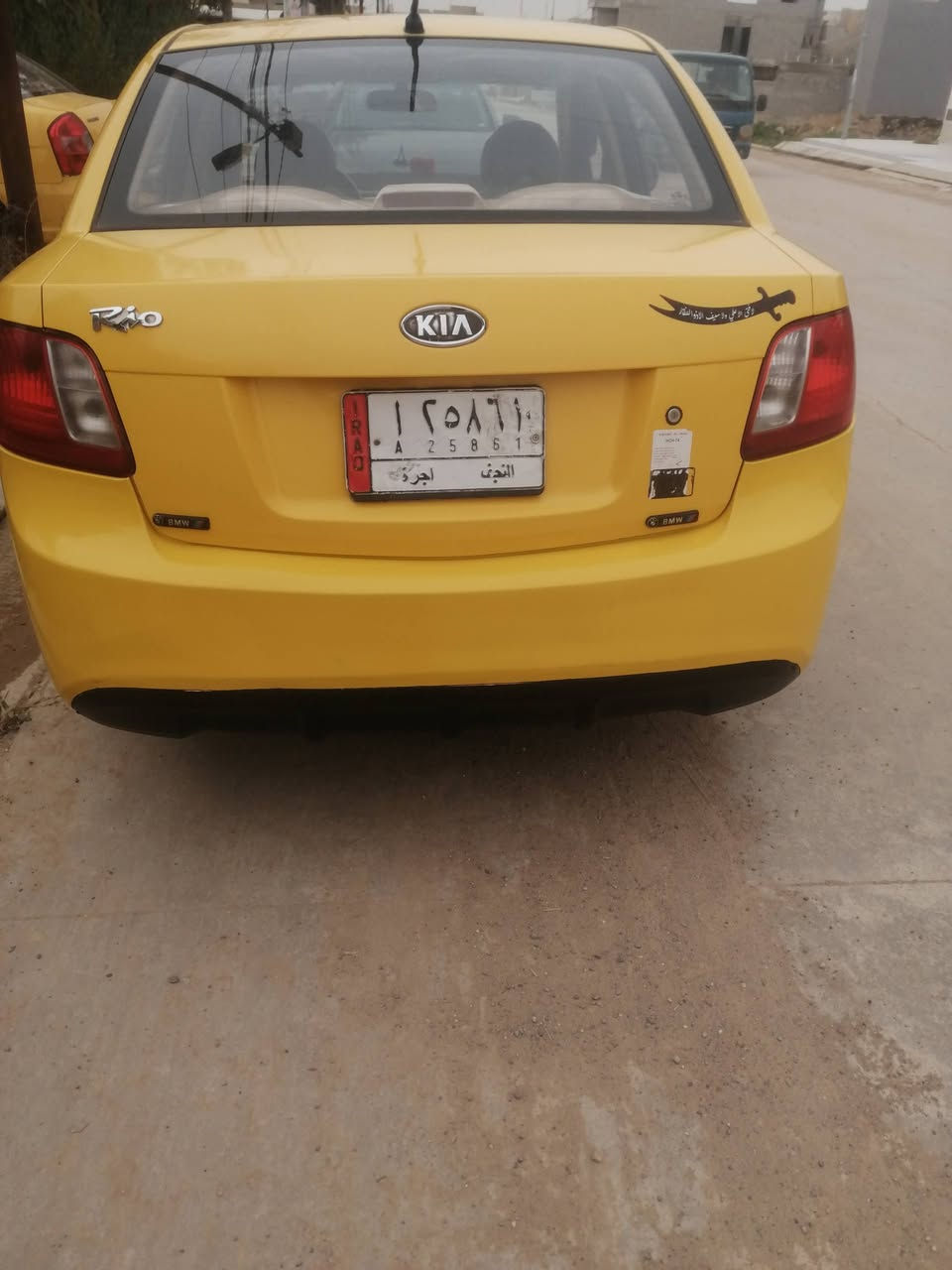 السلام عليكم
🚗 كياريو2012للبيع
مابيها ضرر          محرك14
سنوية 2026.      رقم نجف
هيئة460عل شاري     كاربون ببها
شرط التحويل
سعر:85
*********** اسيا

