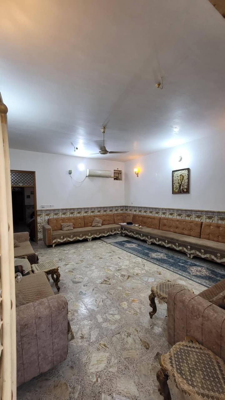 سلام عليكم بيت مساحة 200م طابو زراعي سند 25 العنوان الكوفة نهاية شارع معمل الموز قرب الكنطره
***********

سلام عليكم بيت مساحة 200م طابو زراعي سند 25 العنوان الكوفة نهاية شارع معمل الموز قرب شارع الزوار
