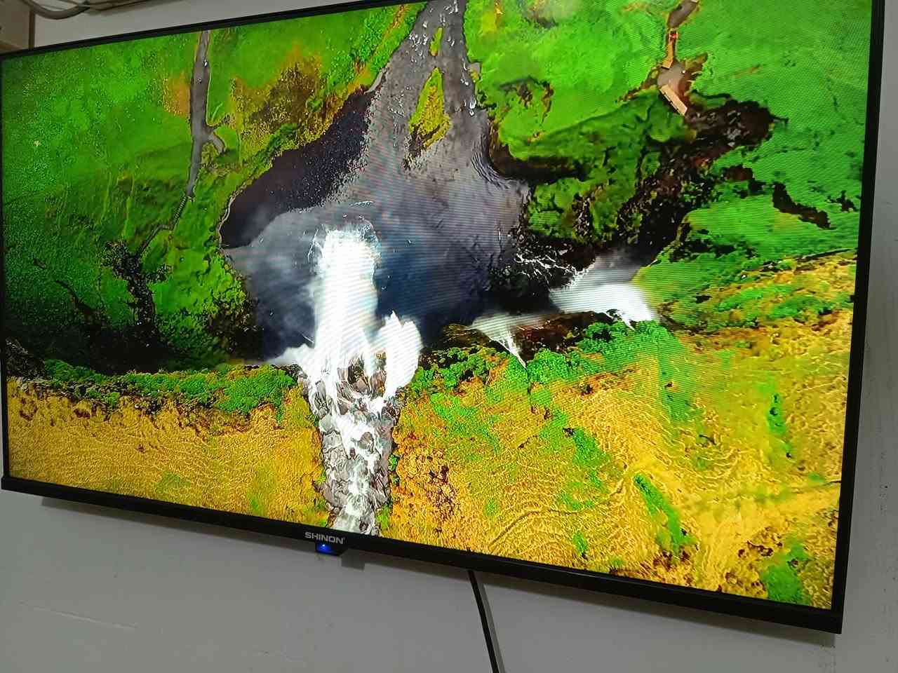 شاشه شانون حجم 42 السعر 225
***********
