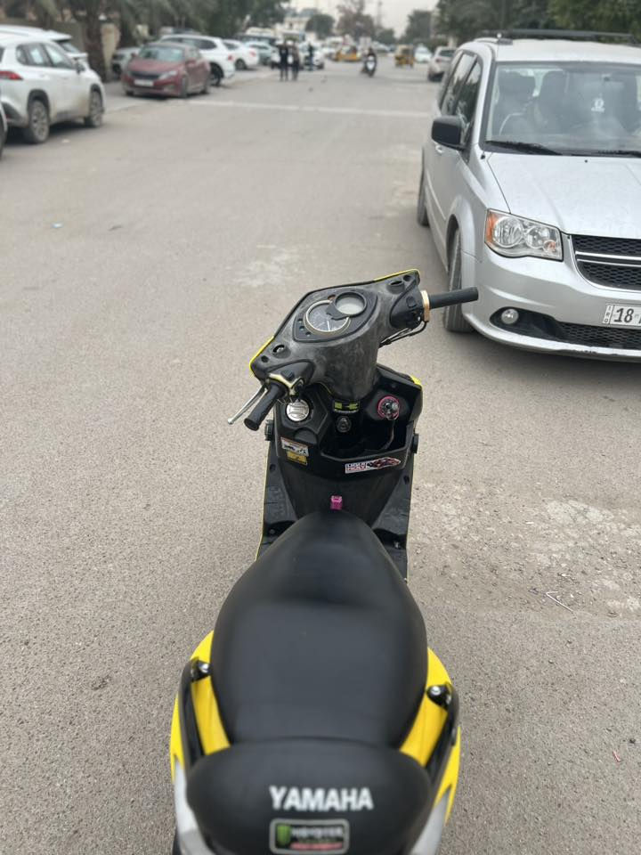 السلام عليكم 
دراجه سكنس فحل 
موديل 2013
نوزل خطين 
مكينه 59
بيها نوزل 8 رياضي 
وفيت بم رياضي 
صالنصه بوري عدل 
هاوزن رياضي 
تجوه خلفيه
صدر امامي جمسي 
فلنجه رياضي 12x32
دبلات خلفي ابو لبطل كرزي
قبق فلاوين كرزي 
طره جوزه رياضي 
قبق شاصي رياضي 
حلقه صالنصه انسي وأي 
كلجات مختلفه ابو لصفاره 
اشاير رياضي 
سبعه كور مزوعه لدات رياضي 
ماصده رياضي ام لعدسه
طلاعات لدراجه 
دشبول 3 ألوان شغال 
بكلايت خليه رياضي 
دراجه مصبوغه لجماليه 
فج برمبو رياضي 
وياله مشيف امامي خلفي رياضي اصلي 
قطره دهن + قطره اكسل 
ملقط + صوندات رياضي
اشاير صفح رياضي + خلفي 
استفسار خاص او ع رقم 
مكاني مدينه صدر 
سعرها 1350
ولميعجبه لمنشور ليعلق 
***********
