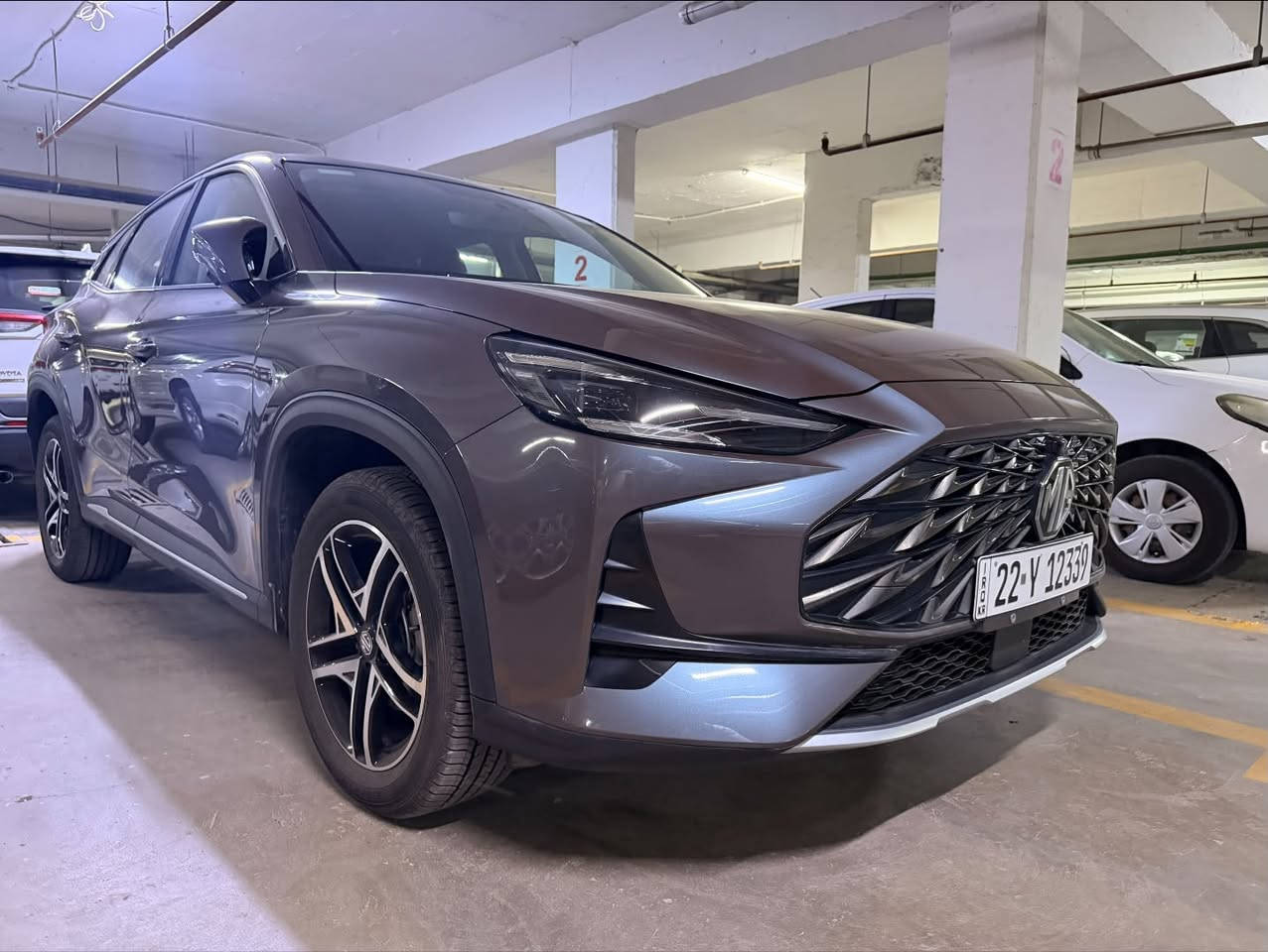 MG One 2024 (Comfort)
سيارة ام جي وان ٢٠٢٤ مواصفات كومفورت

(فول مواصفات عدا البانوراما)

كراسي جلد

بصمة تشغيل عن بعد

ويل ١٨

كاربلاي

كامرات حساسات 

ماشيه 800 كيلو بعدها السيارة على وضع الشركة

بيها طعجة بسيطة جهة باب السايق

مكان السيارة اربيل
للبيع ١٦٢ ورقة وبيها مجال


**إذا كنت صاحب هذا الإعلان وتريد حذفه لأي سبب، رجاءا أرسل رسالة إلى الدعم الفني**