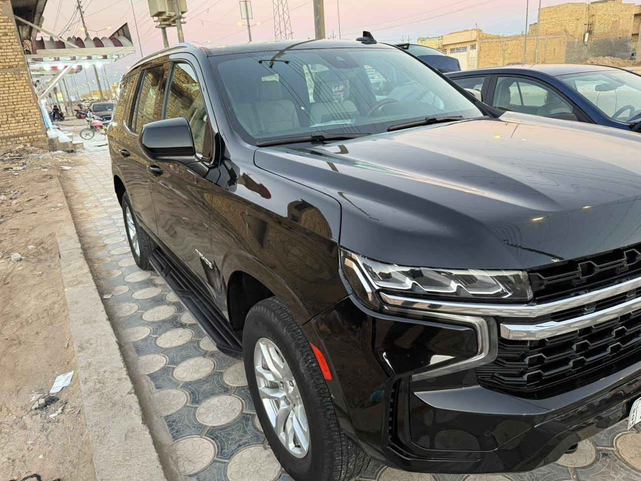 السلام عليكم للبيع تاهو موديل 2023
السياره مغلفة bbf ضمان عشر سنوات 
مواصفات LS معروفه السيارة خليجي 
 بيه فقط شويه bdr.  زغير بجاملغ عكس السايق فقط هذا بيه 
ماشيه 41
مواصفاته تعرفوها  
السعر 460 
للاستفسار ‏‪‏‪ ***********
