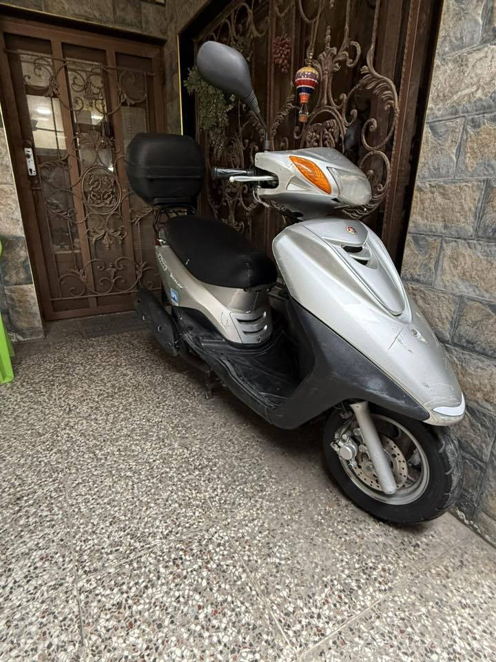 السلام عليكم اكزز تريت الدراجه مال جناي خير من الله ما بيها اي نقص مكينه كلجلت مكفوله عليها ادامه كامله شلعه ومعدل بيها ملاحظات بل كفر تجي تاخذ من باب البيت العنوان بغداد الشعب السعر اتصل او واتساب ما متواجد ماسنجر***********
