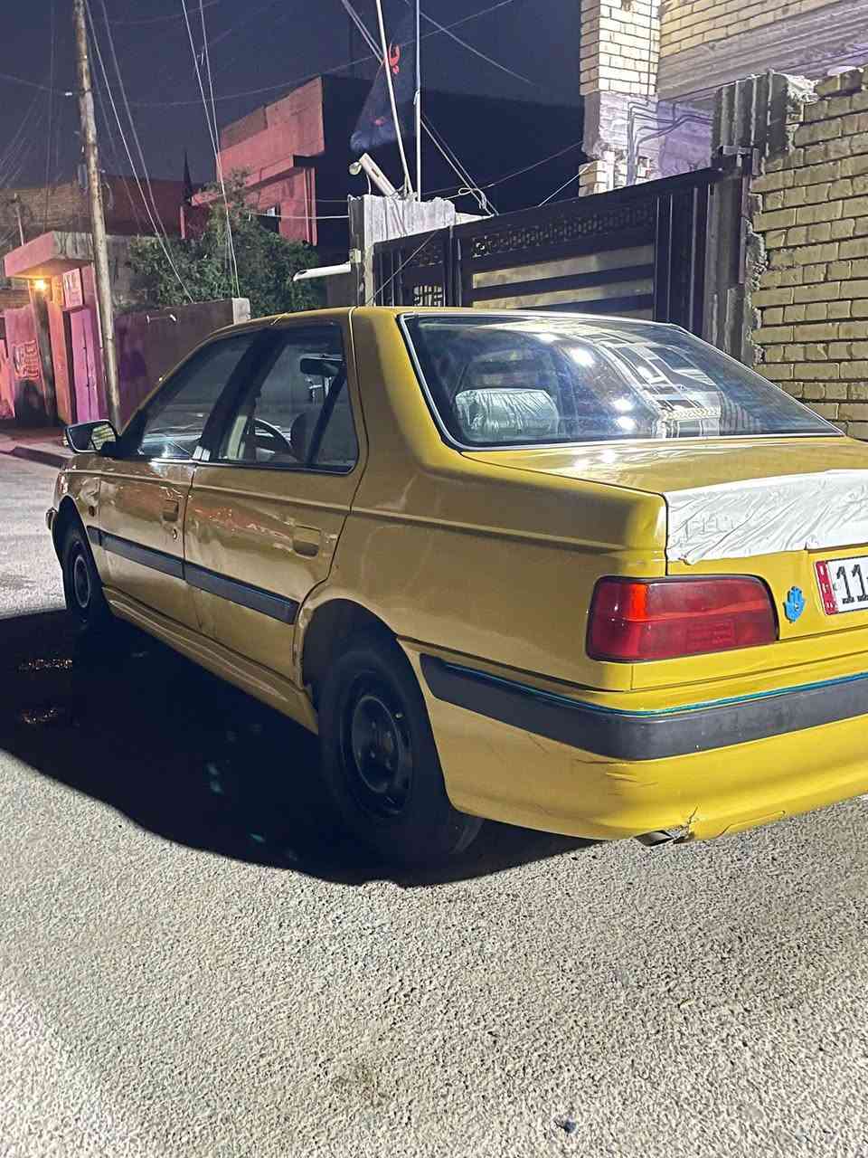 السلام عليكم بيجو بارص موديل 2015 مكينه بيها خيط تبخير  تبريد ثلج كهربائيات كلهه شغاله بلاديه باقي تفاصيل اتصل وافهمك رقم*********** مكاني بغداد الشعله سعر. 43 وبيهه مجال
