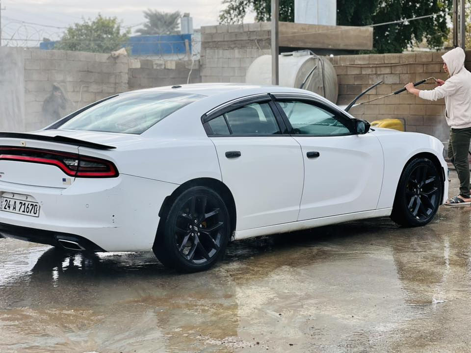 السلام عليكم
چارجر 2016 السعر 166 وبيها مجال 

مواصفات SXT

شاشه جبيره 

كشن كهرباء 

كامره دواره 

مواصفات SXT معروفه بعد 

گير ومكينه كفاله 

ضررها صبغ بابين سكن 

هلال چاملق وهلال باب سايق

سقفيه من فوگ الشمسيه مال السايق لحد المرايه الوسطيه صبغ اقل شبر موضح بالسونار 

مكان السياره كركوك 

***********

***********

بيهن واتساب الارقام
