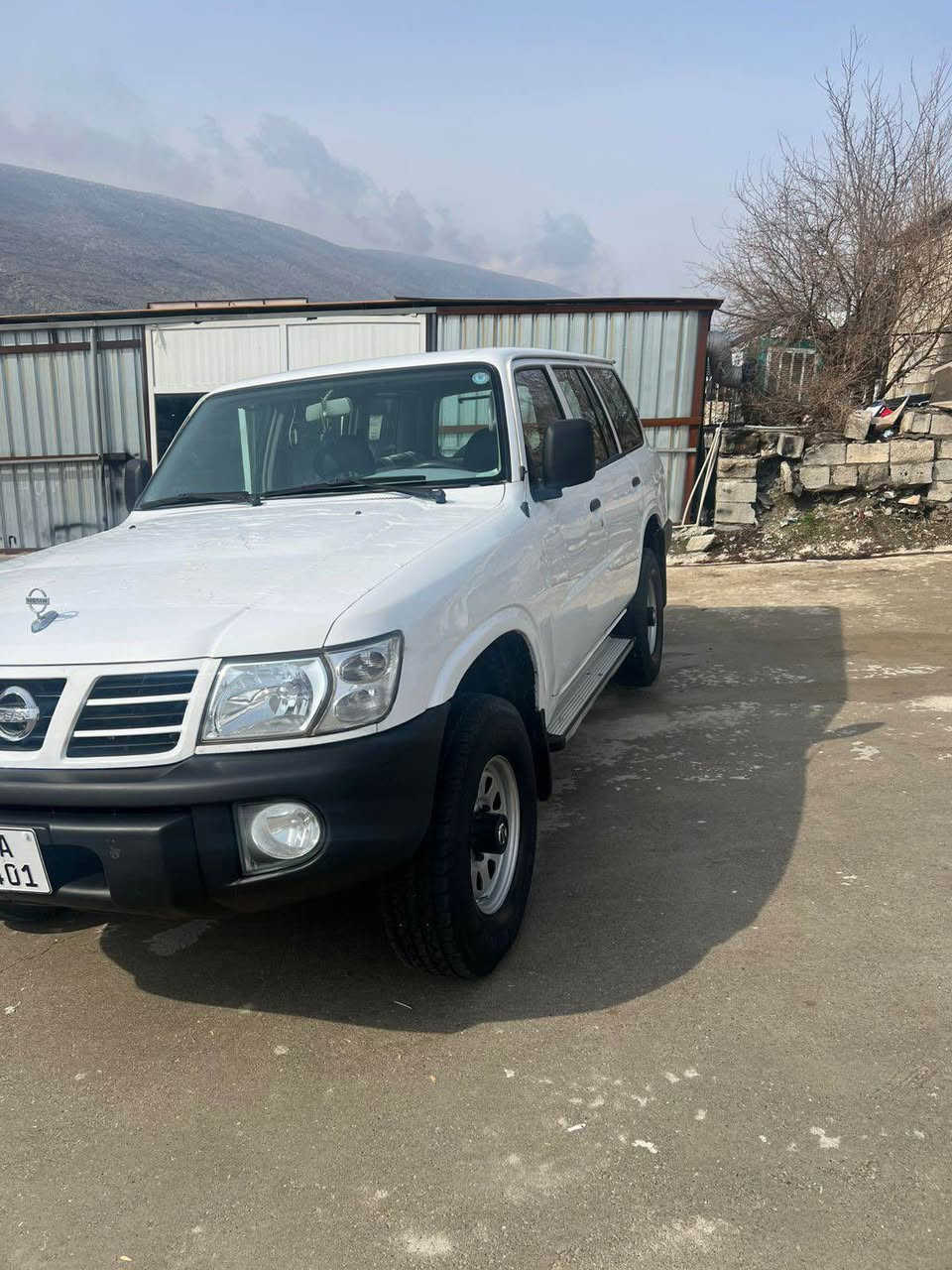 نیسان پاترۆل مۆدێل ٢٠٠٢ ناو سپی سەیارەکە لۆک لۆکە هیچ تەقیووی نییە بەشەرت چەمەلغێک و یەک ژێر دەرگای بۆیاغە بێ ناوگرتن بێ لێدران مەکینەی نەکراوەتەوە بەشەرت سەرف و بوخار و دوکەڵی نییە مەکینە و ئەکسل و دەبڵ ئەکسل و تەبریدی بەشەرت یەک دینار مەسرەفی نییە رەقەم و سەنەوی تا ٢٠٣٠ بەناو خۆمە ناوی نییە لە حاسیبەی بەغدا خۆم سەفەری بەصڕام پێی کردووە سعری ١١٤ وەرەقەیە و مەجالی تێدایە سەیارەکە لە سۆرانە 
هیمن نییە تەلەفون بۆ خاوەنی بکەن
*********** أربيل, العراق
