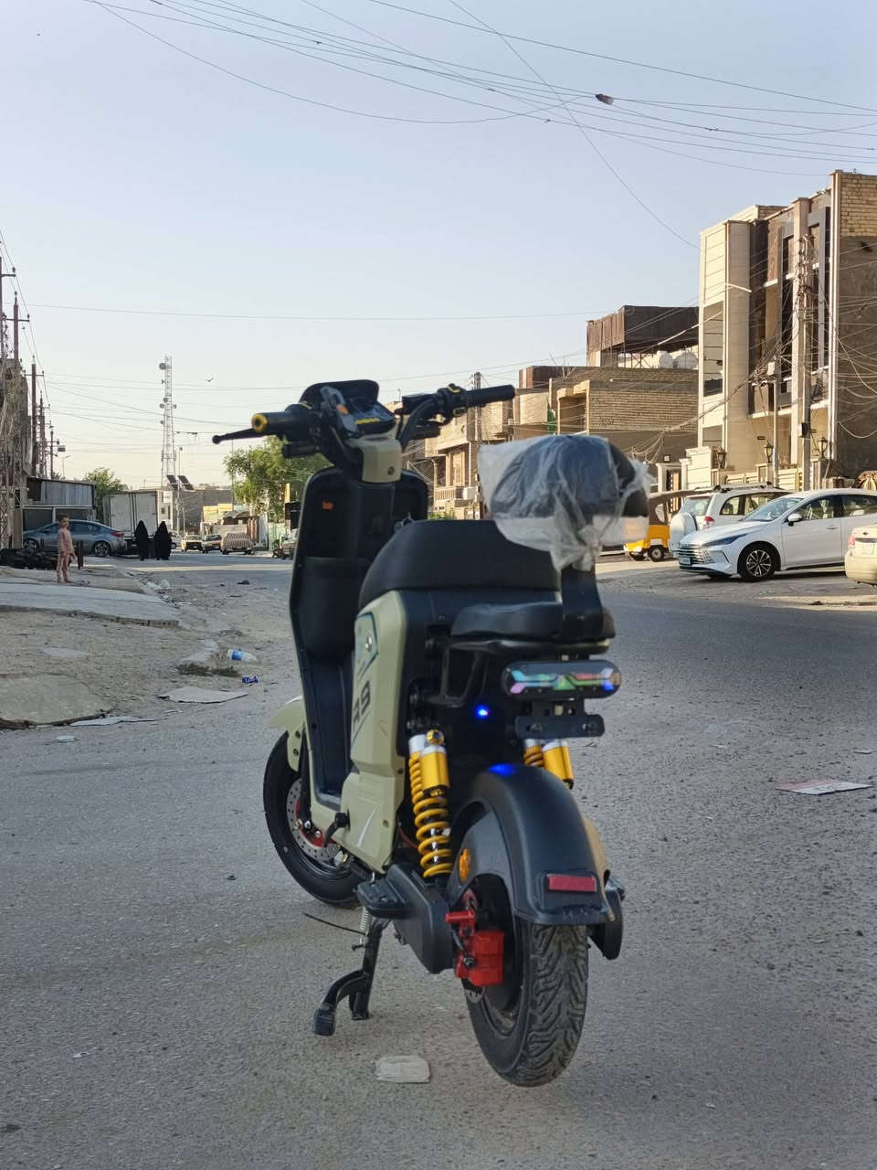 سلام عليكم شباب
دراجه R9  
5 بطاريات سرعه 109 احتاجيت افلوس واريد ابعيهه صارلي اسبوع من ماخذهه بصمه دبل اسويج وكارت اني ماخذهه 600 ورايدهه 550 وبيهه مجال للشراي *********** للستفسار وبي واتساب
