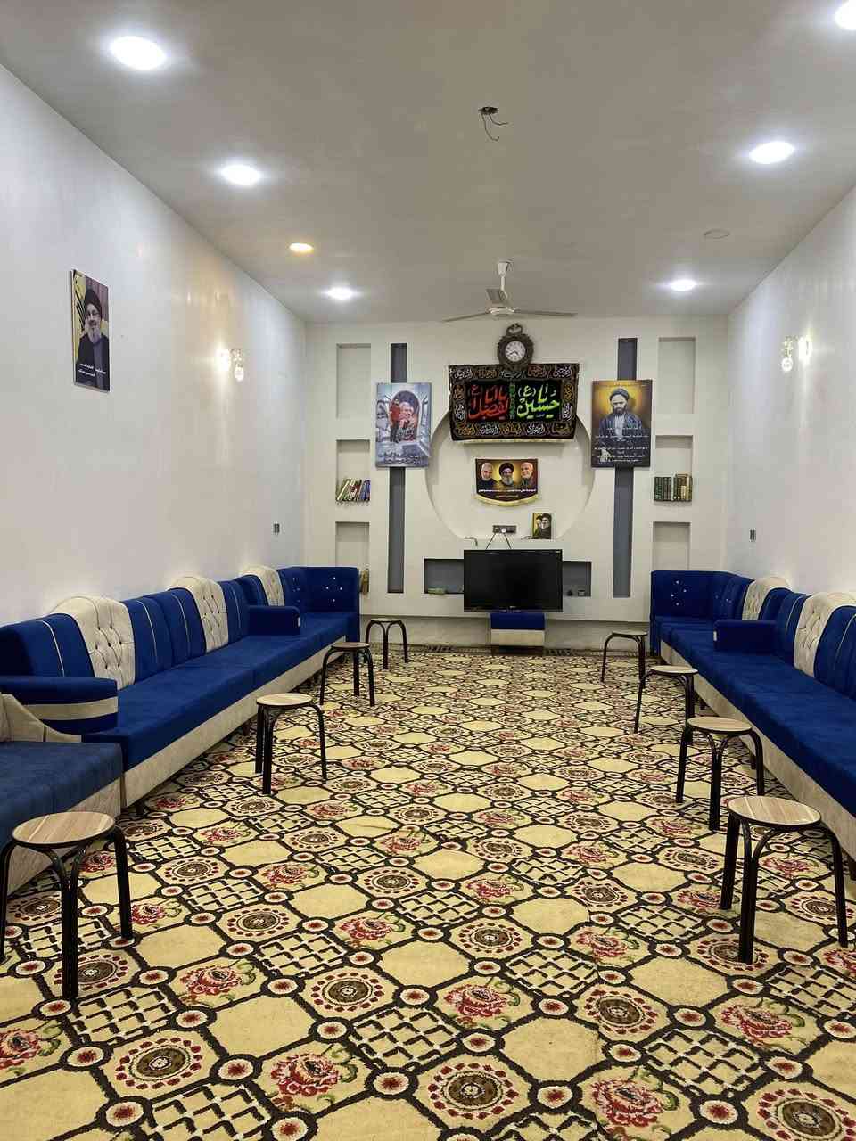 التفاصيل
بيت لبيع قرب مجمع حسين جياد  الشارع السابع  طابو زراعي سند ٢٥  مساحة ٤١٥م

غرفتين ٥*٥ 

صاله ١٠*٥ 

مطبخ ٦*٥ 

استقبال ١٠*٥ 

مجمع صحيات WC داخليه و خارجيه 

حديقتين داخل البيت 🏠 

ارضيه بورسلين  درجه اولى 

مطبخ سيراميك درجه اولى 

صحيات سيراميك 

تبليط كهرباء ماء مجاري مولد ذهبي شارع عرضه ١٥ متر

للاستفسار الاتصال على الرقم 

***********
