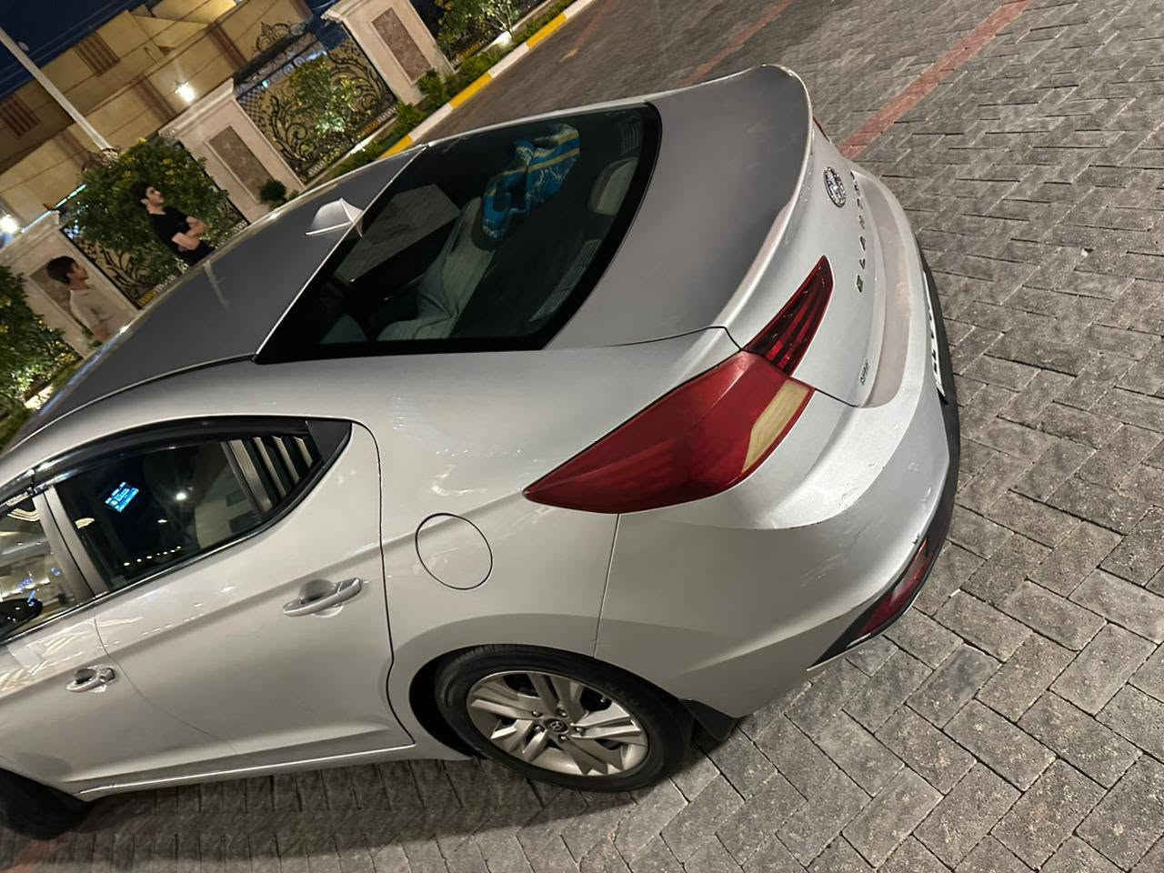 النترا 2019 امريكي 
محرك 2000 دوش مكفول 
كير AT مكفول 
بيه بنيد فقط 
نظام سبورت 
***********
